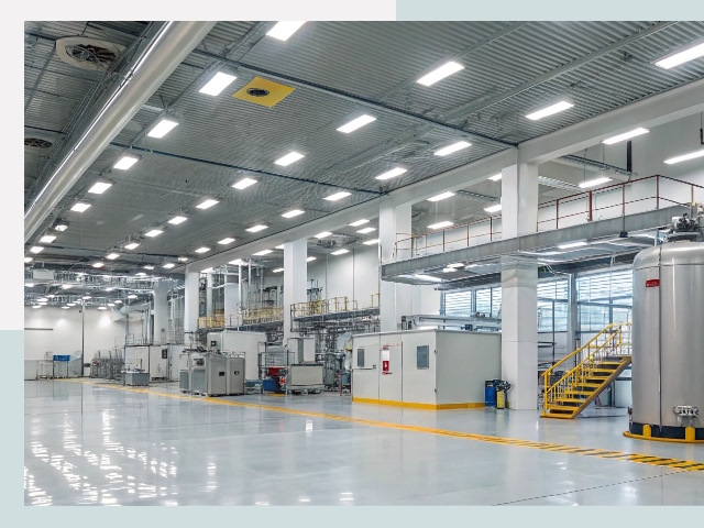 Освещение ангаров в Белове от 652 руб. - Эффективные решения